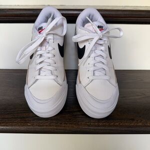 Nike Court Legacy Lift Sneaker Women’s 7.5